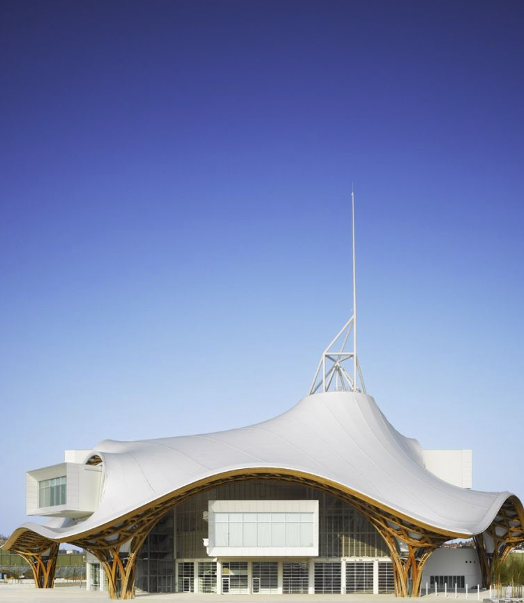 Artistic translation for the Centre Pompidou-Metz